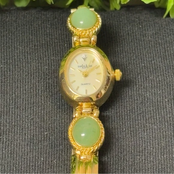 Ekistas Collection VintageJade Watch